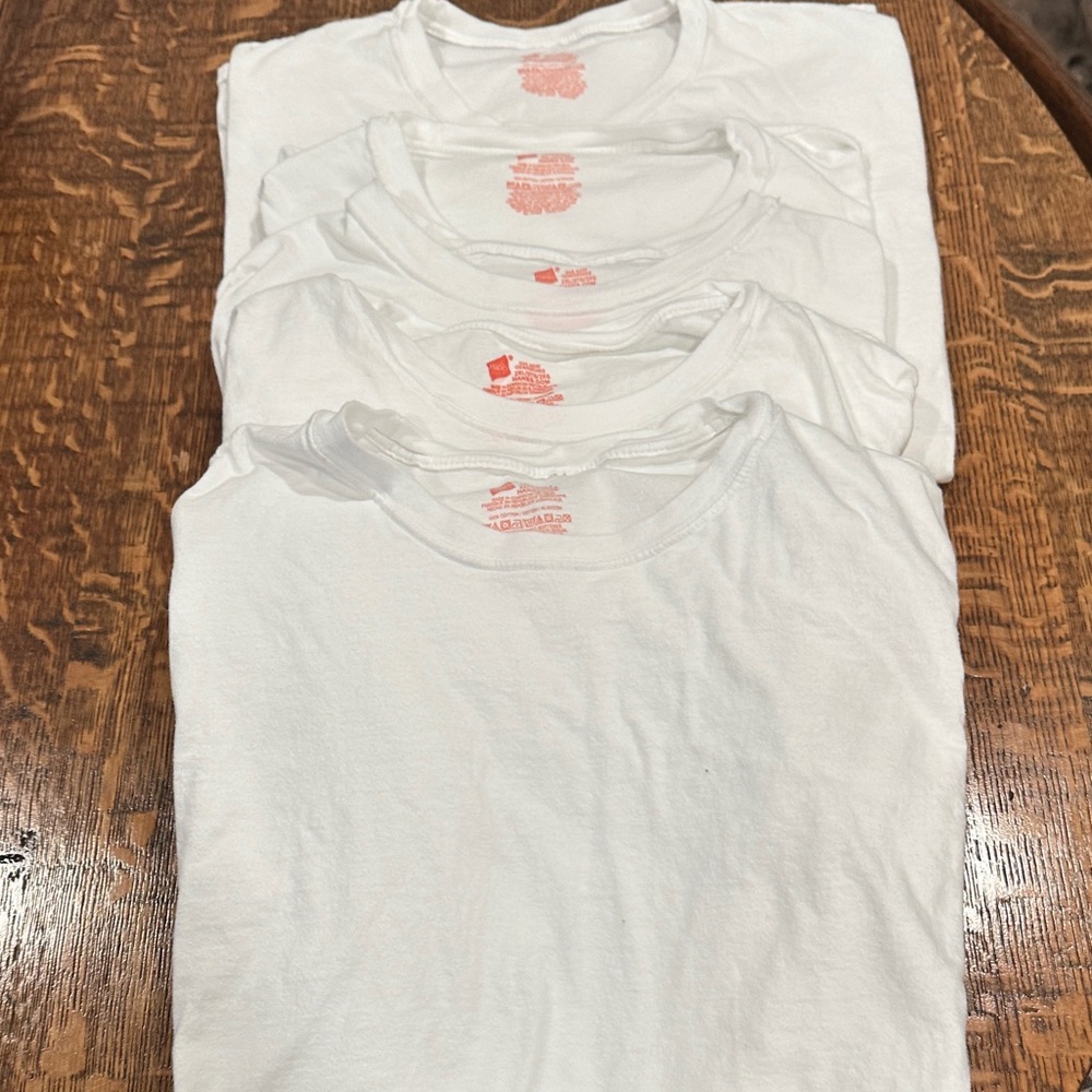 Hanes T-shirts 5 of “OUR MOST COMFORTABLE” White EUC - wrong size never worn